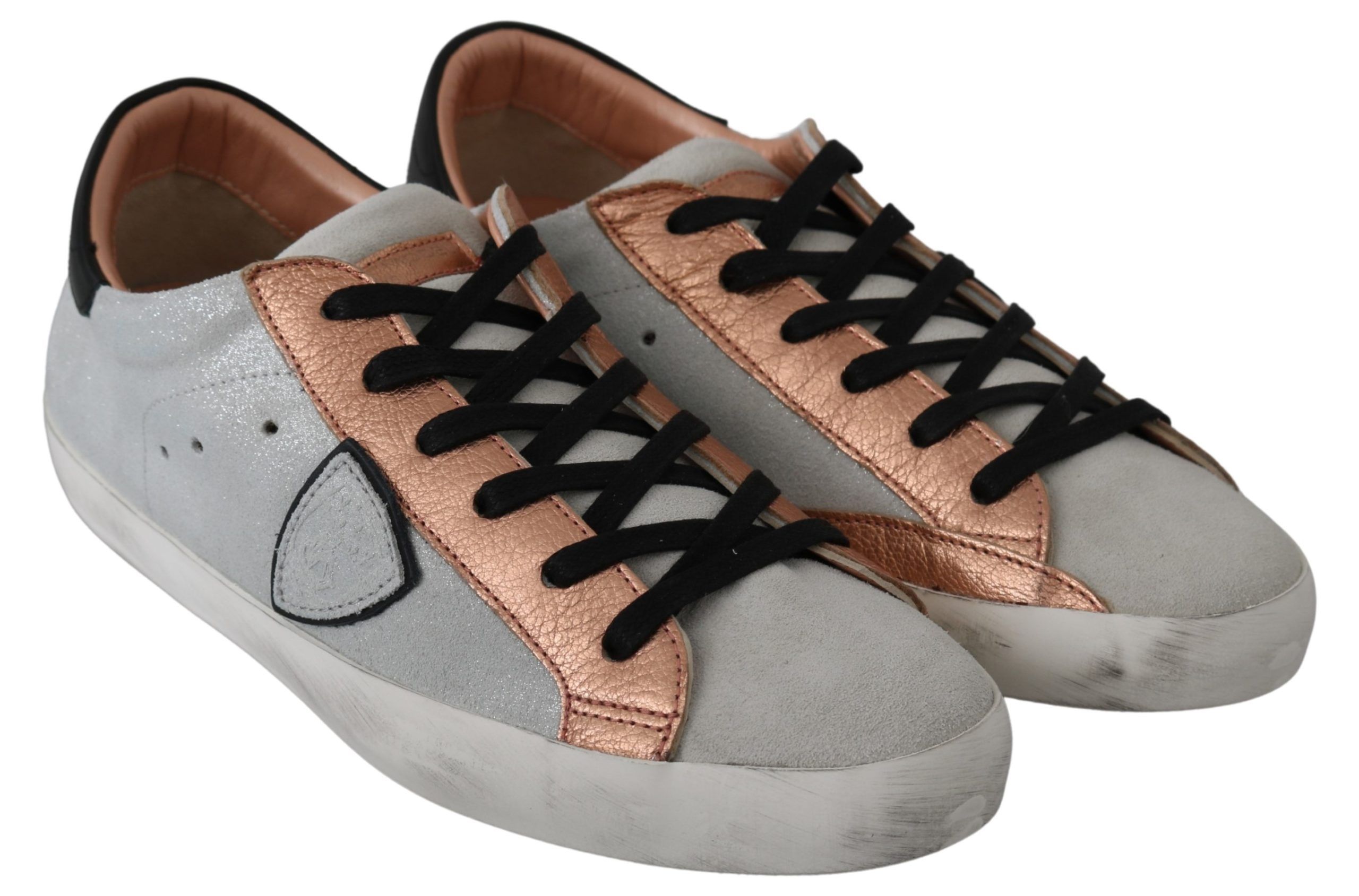 1426077.jpg Chic Gray Casual Sneakers for a Trendy Step - Image 3