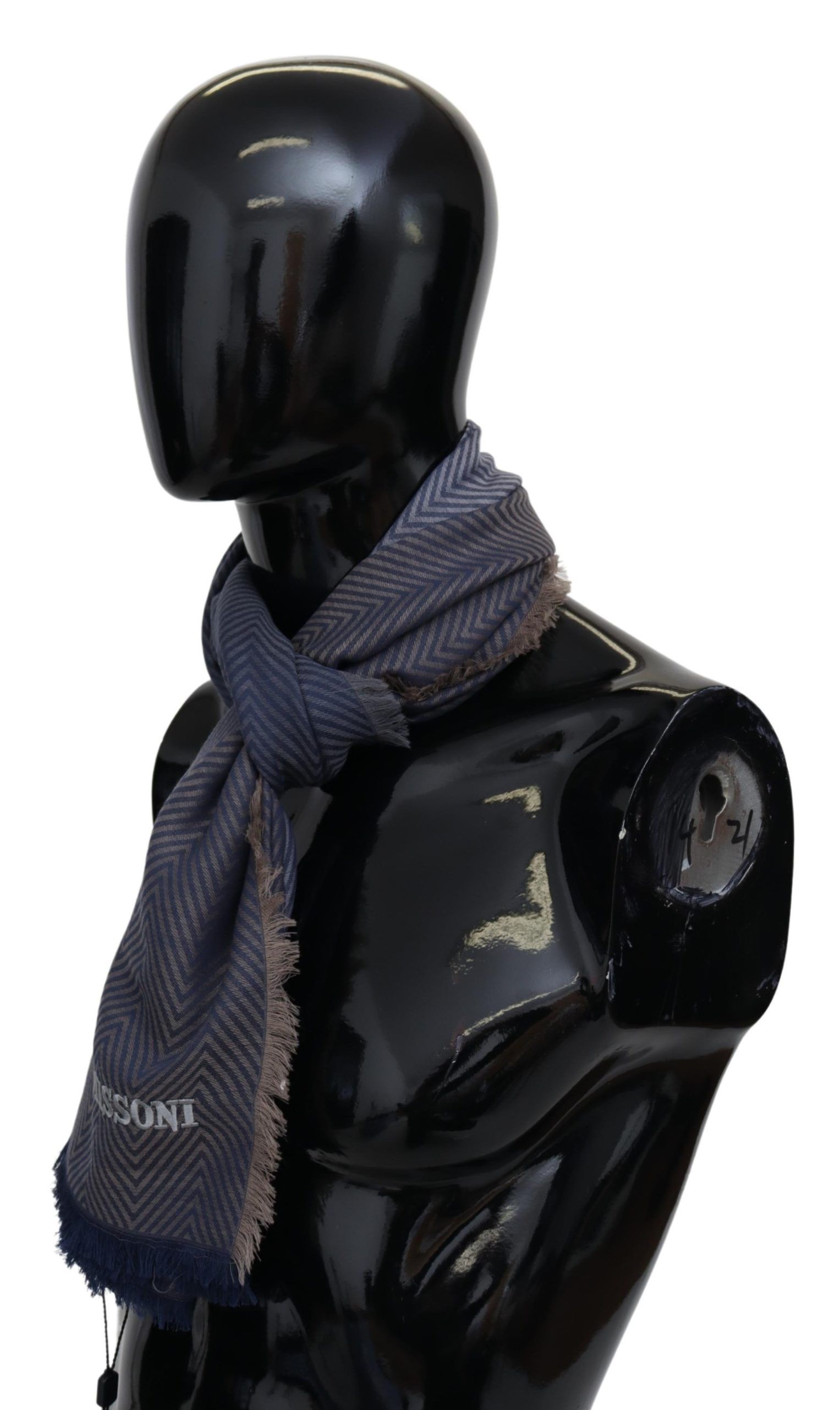 1497896.jpg Elegant Zigzag Wool-Silk Scarf - Image 2