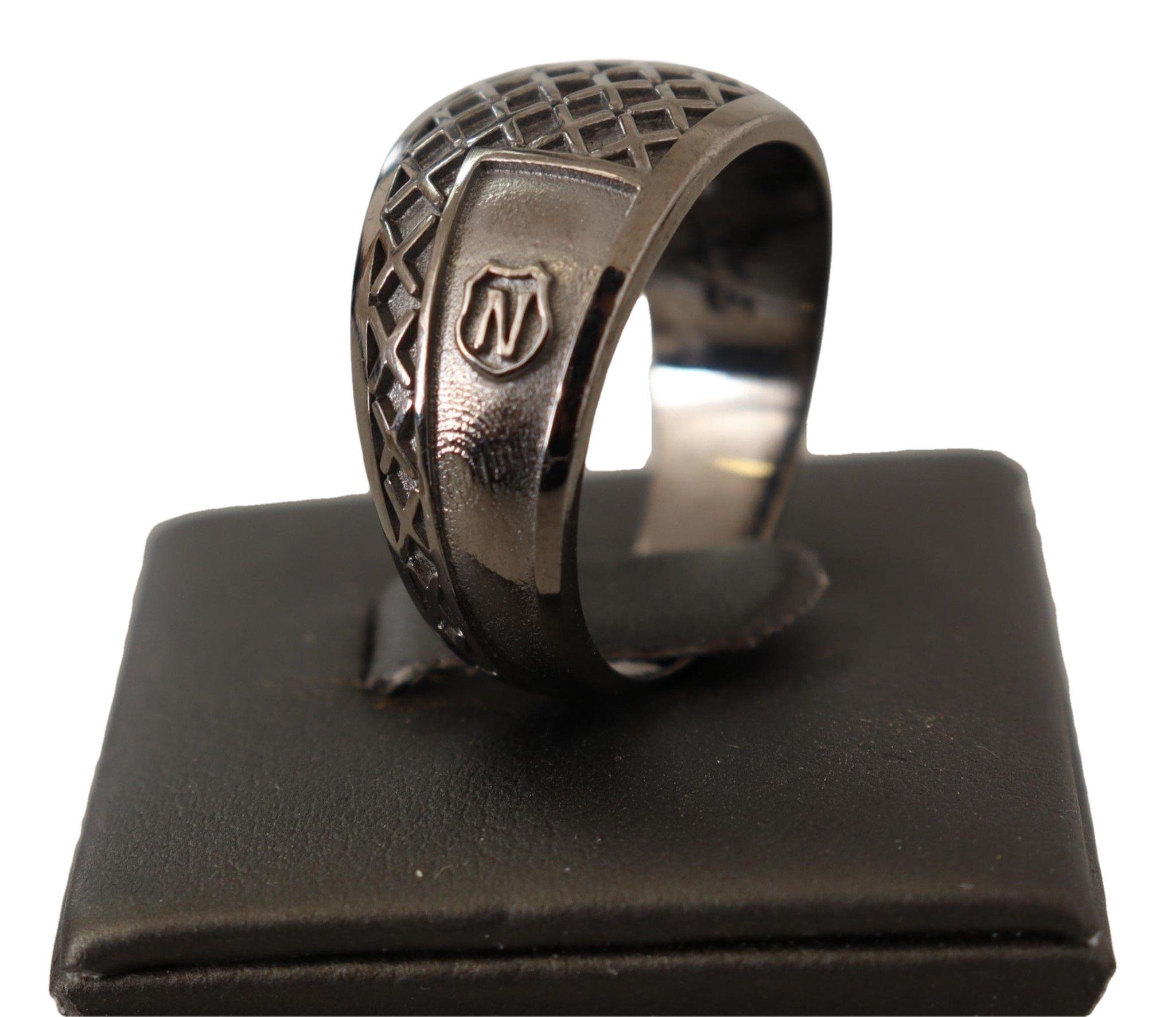 1530260.jpg Exquisite Silver Mens Statement Ring - Image 2