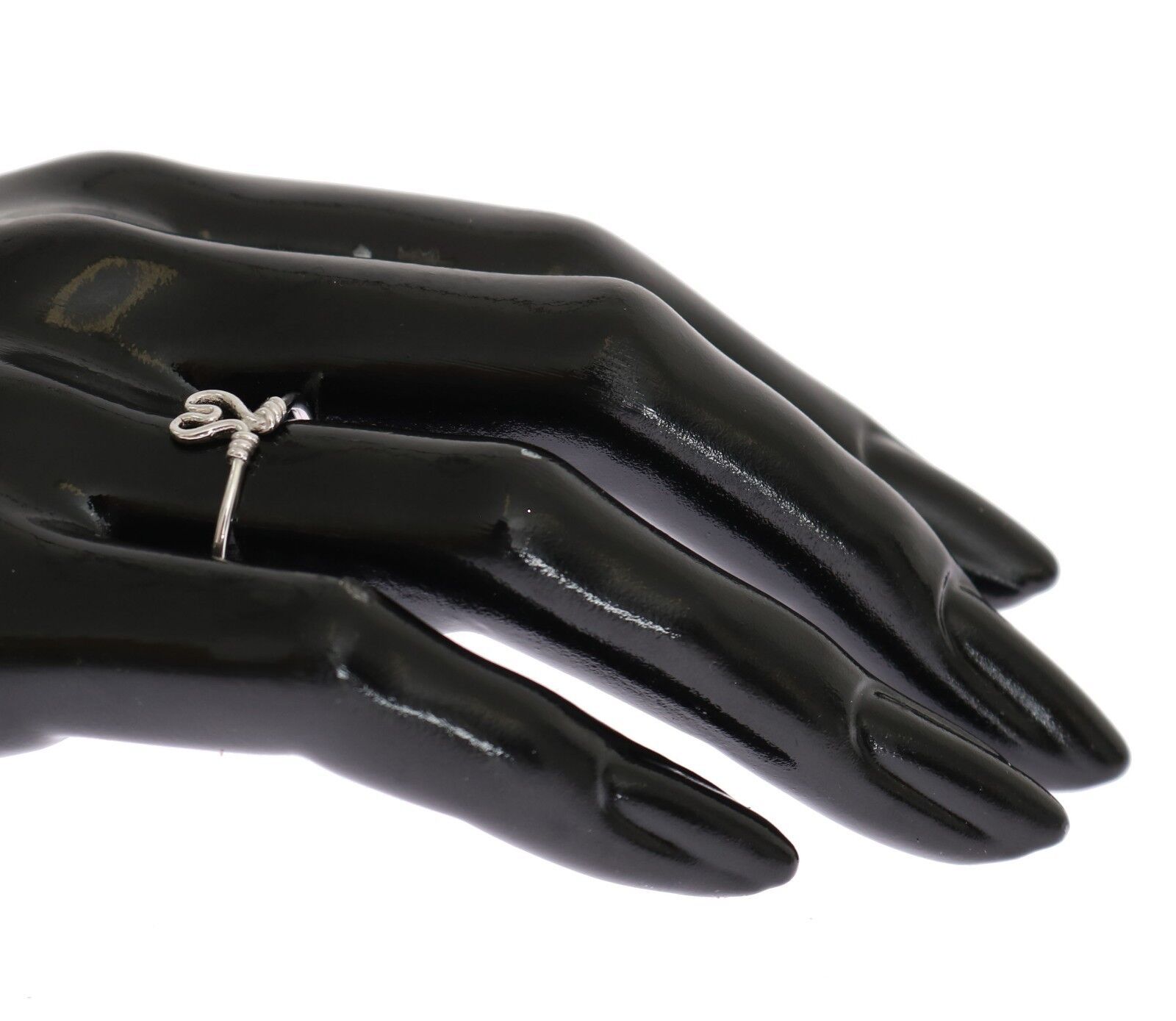 1552538.jpg Chic Silver Statement Ring - Image 3