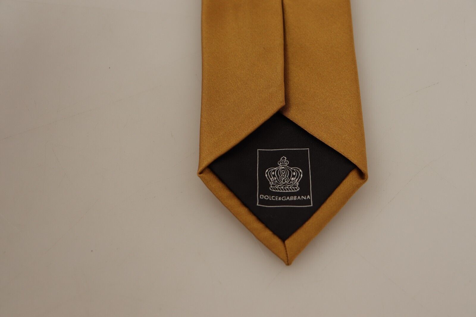 1579846.jpg Elegant Brown Silk Men's Tie - Image 4