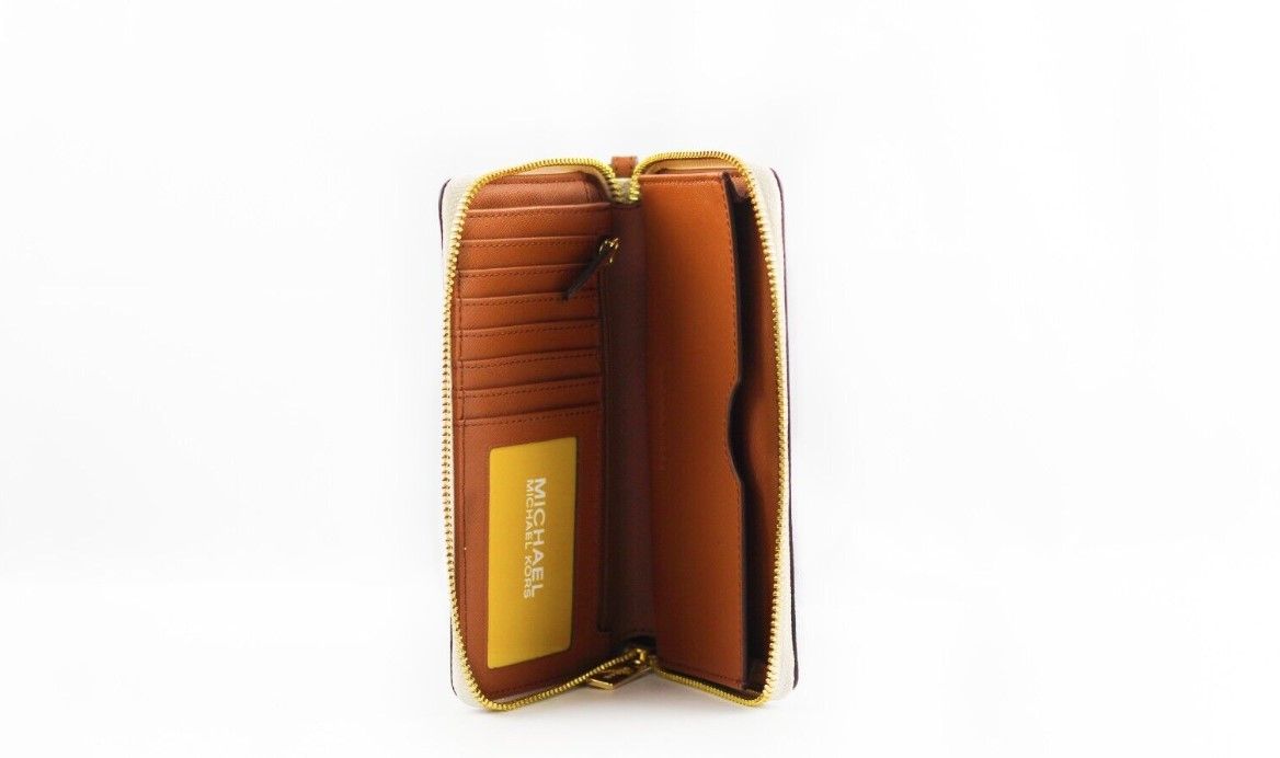 1622185.jpg Jet Set Large Vanilla Signature PVC Flat Multifunction Wrist Wallet - Image 3