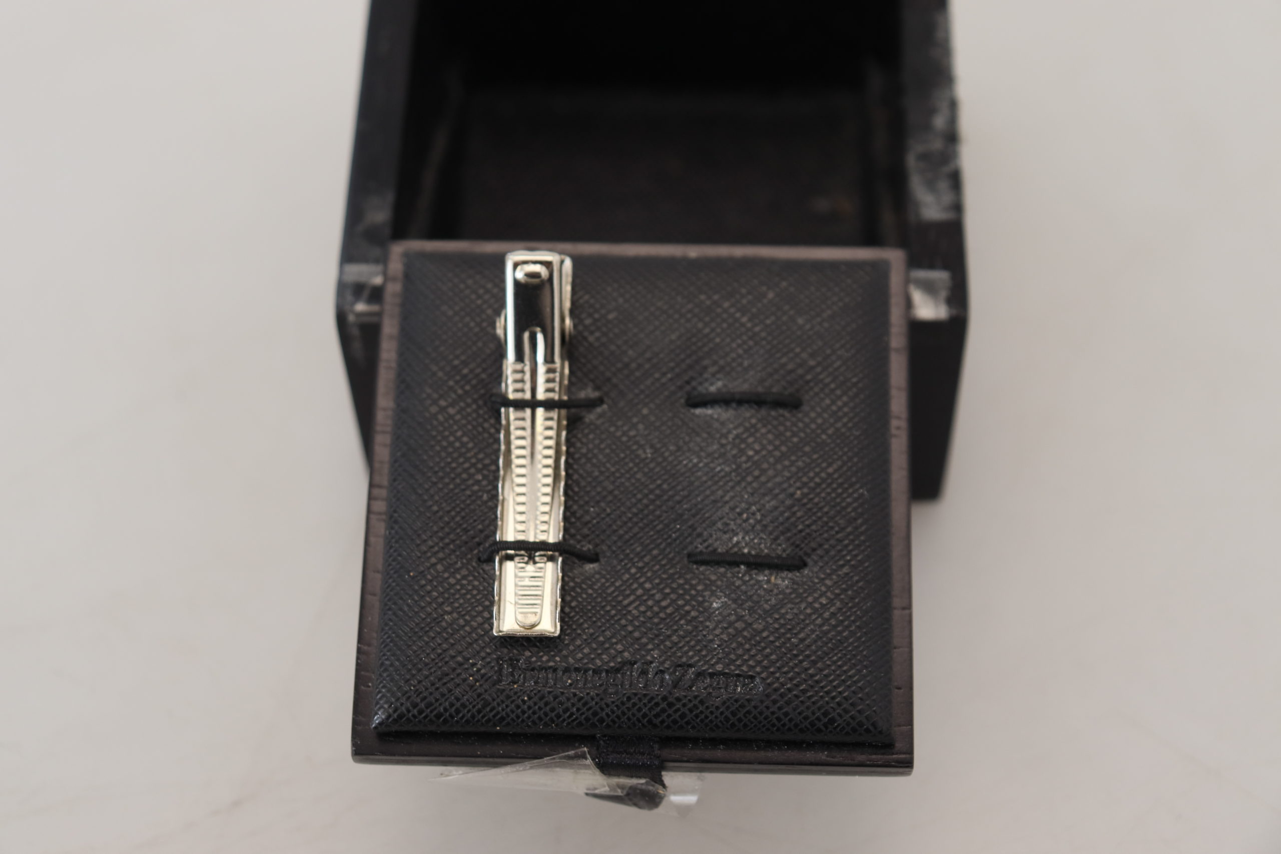 4085993.jpg Elegant Silver Brass Tie Clip for Men - Image 5