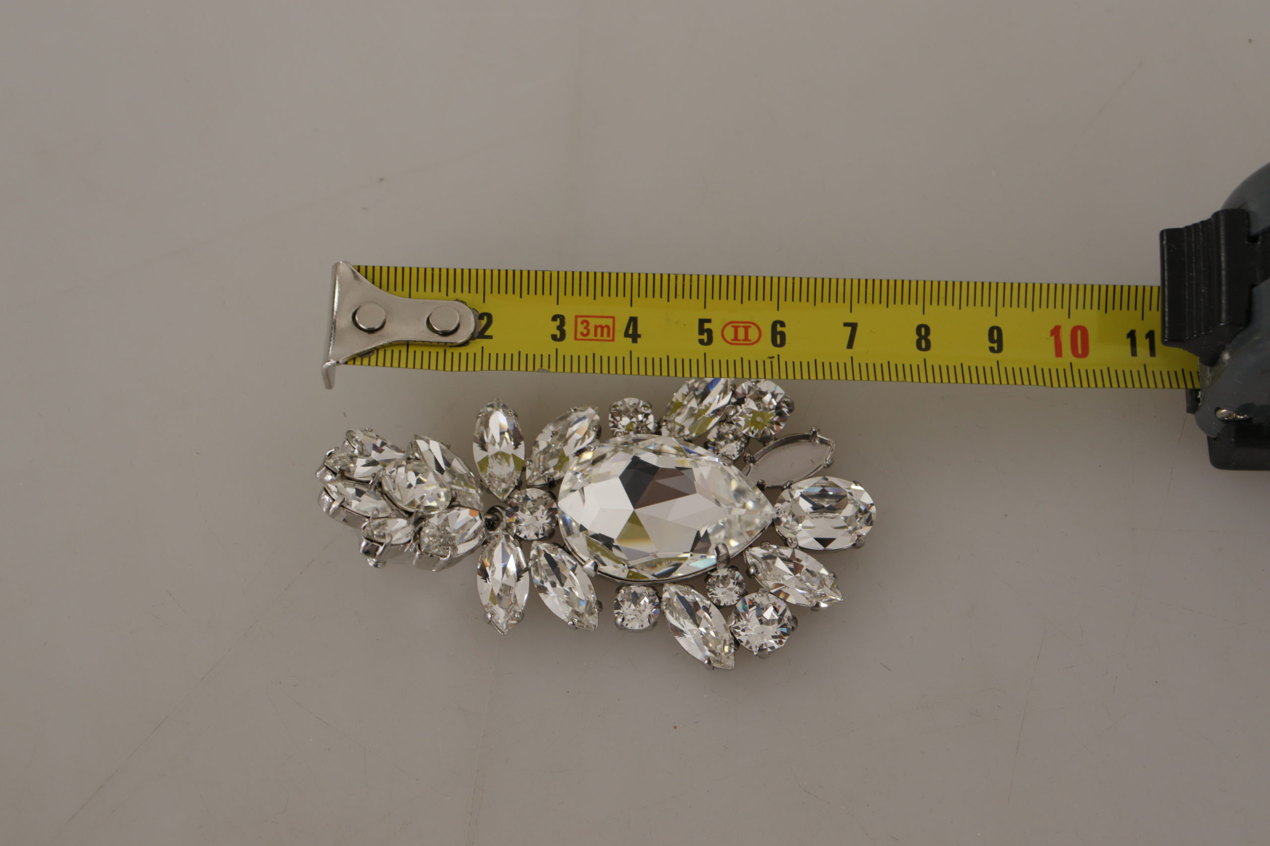 4121037.jpg Elegant Large Baroque Crystal Brooch - Image 5