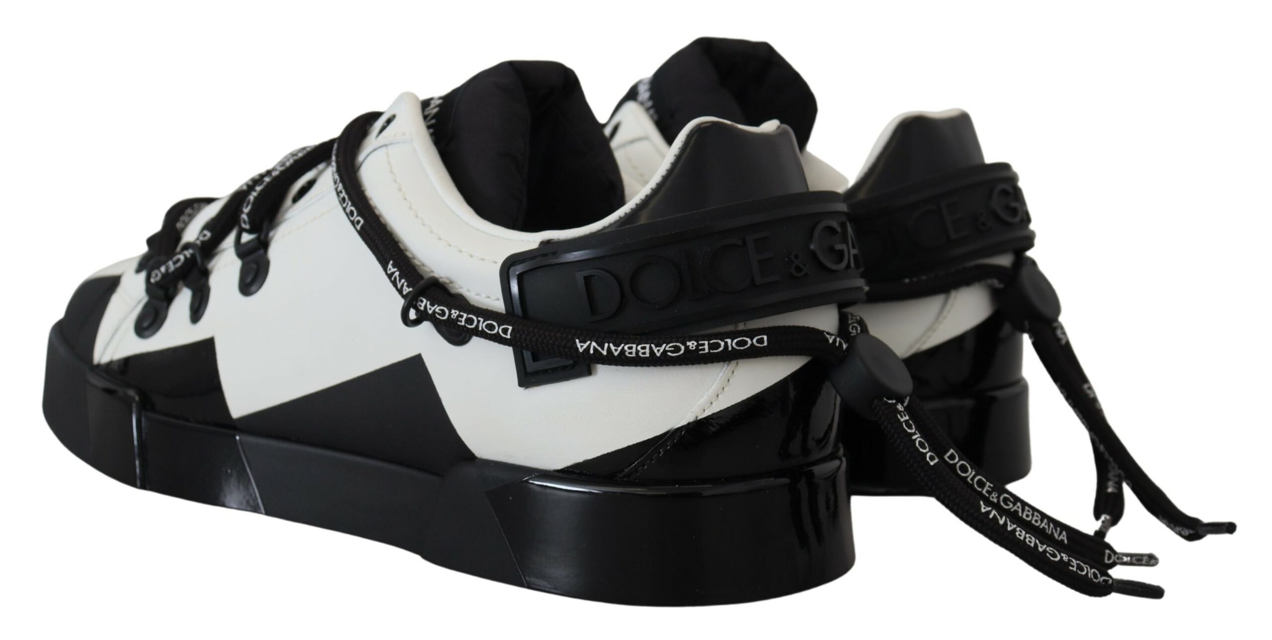 4200124.jpg Chic Monochrome Low Top Sneakers - Image 2