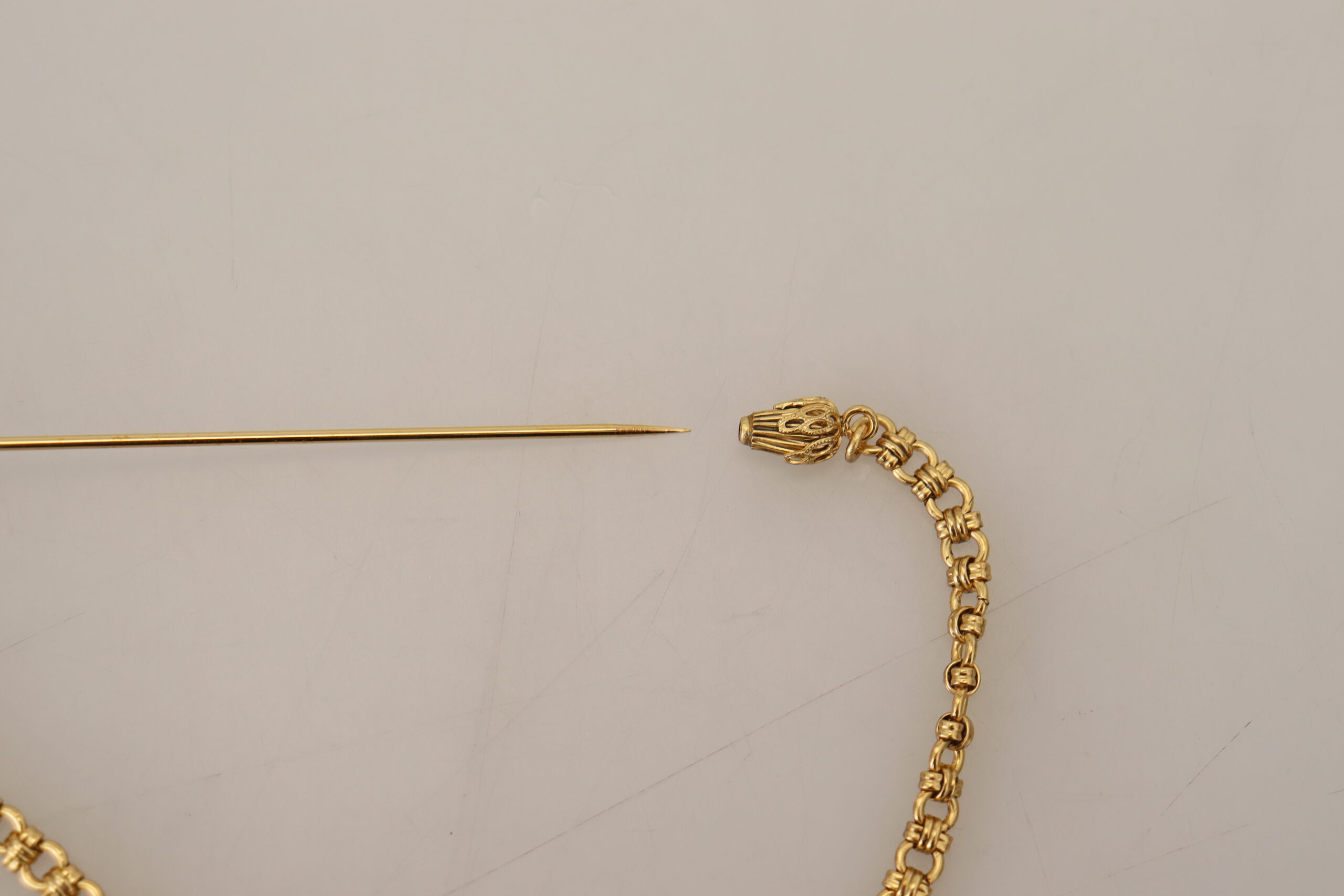 4216002.jpg Elegant Gold Tone Glass-Accented Brooch Pin - Image 5