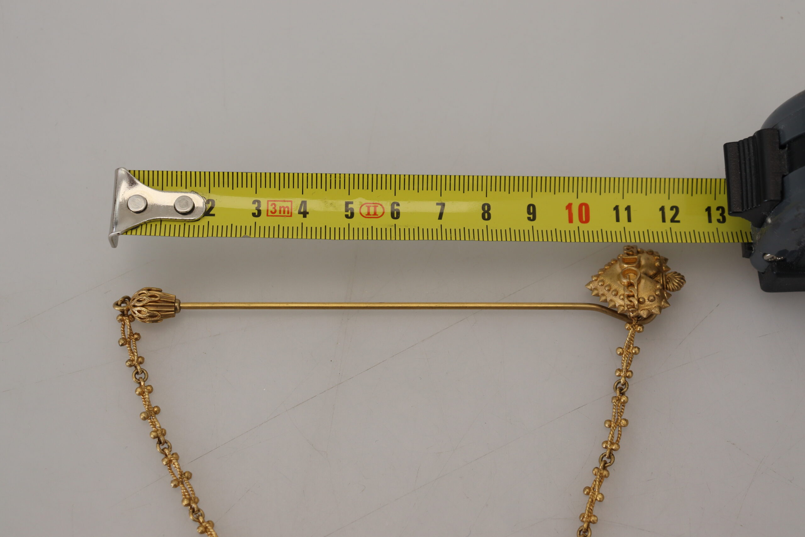 4216007.jpg Elegant Gold Tone Brass Brooch Pin - Image 3