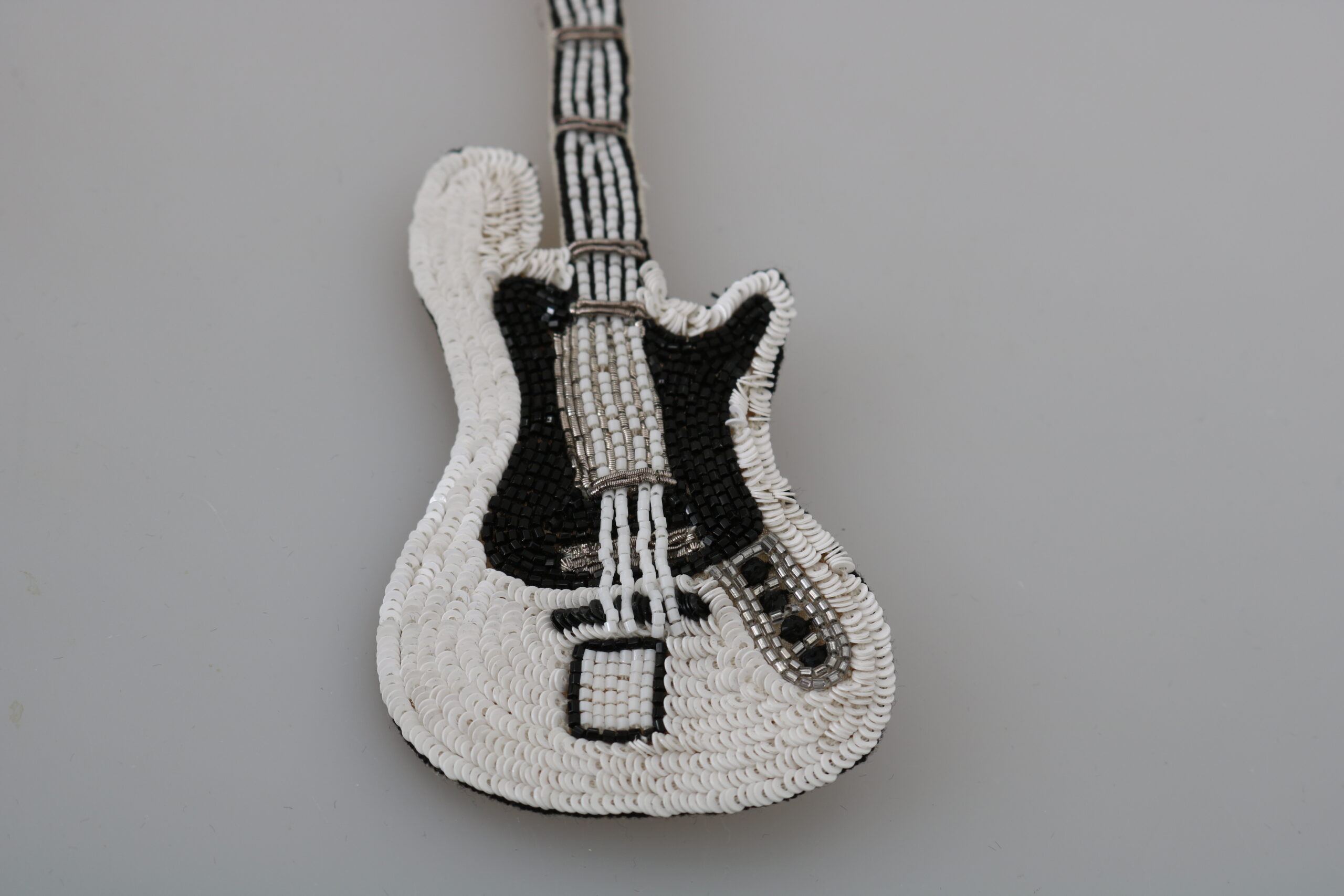 4272273.jpg Gold Sequined Guitar Pin Brooch - Image 5