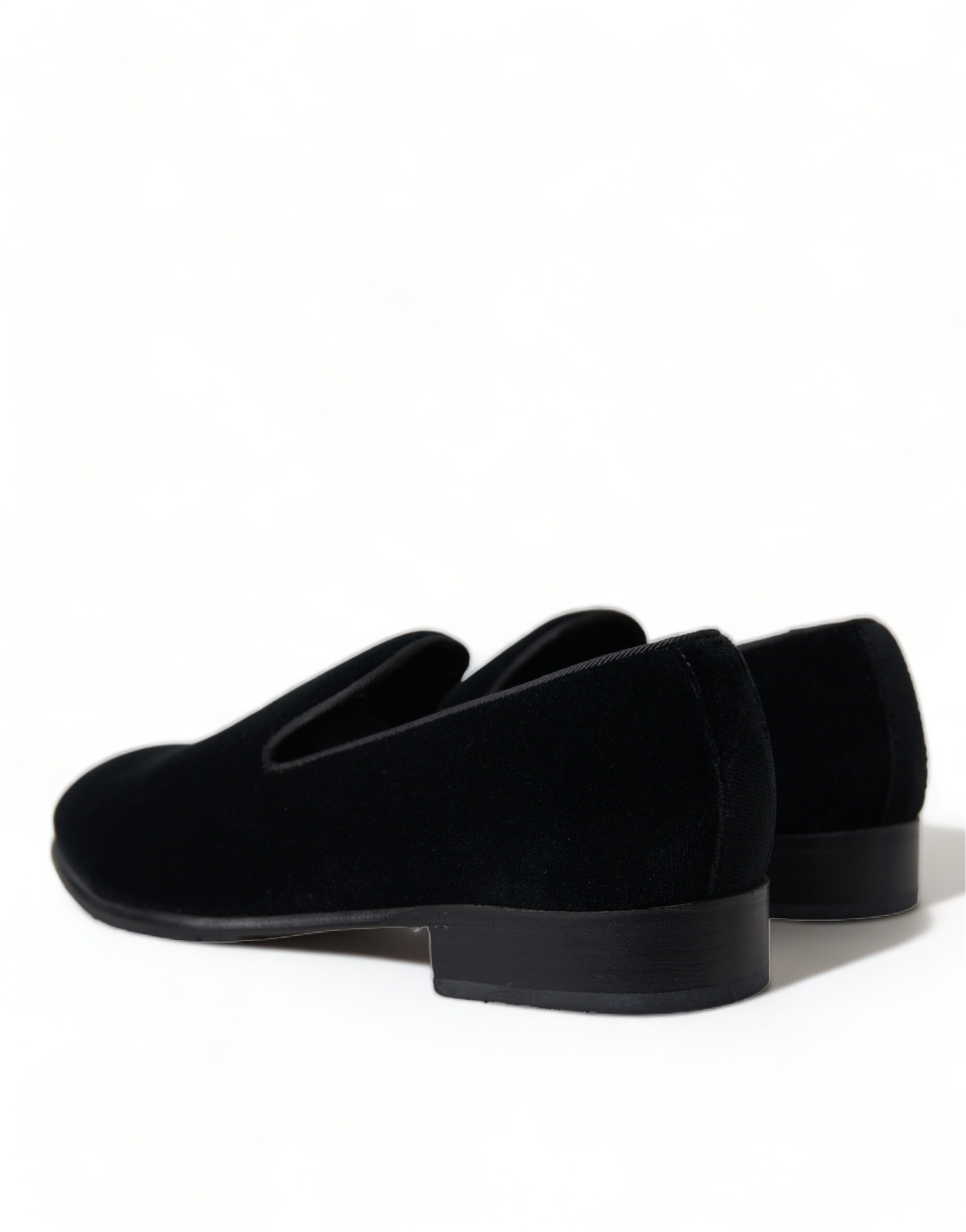 4328806.jpg Elegant Velvet Black Loafers for Men - Image 4