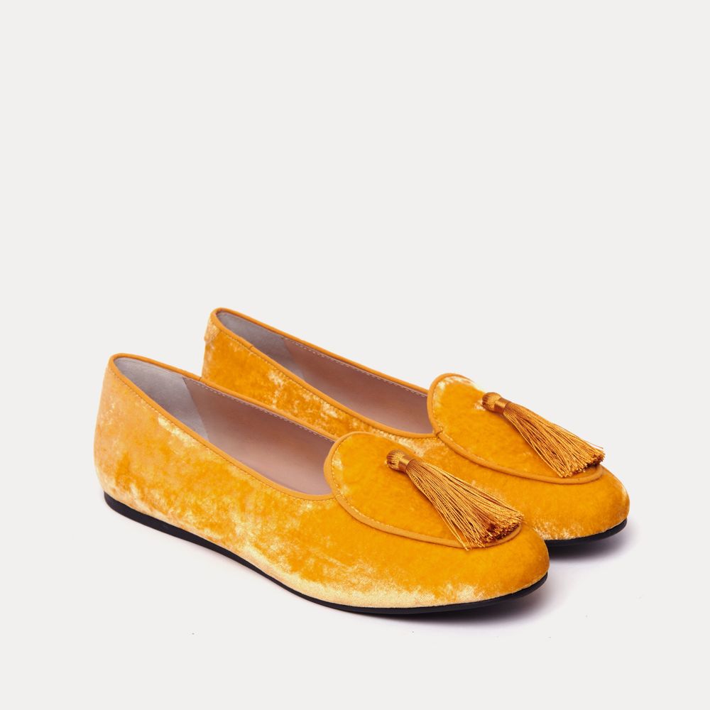 4526956.jpg Elegant Velvet Yellow Flats with Tassel Detail - Image 2